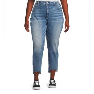 Terra & Sky Jean Capri Sz 24W frayed ankle good condition